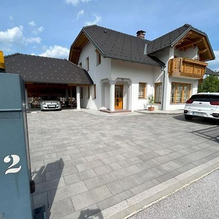 Sos Apartments ราโดว์ลิตซา ภายนอก รูปภาพ