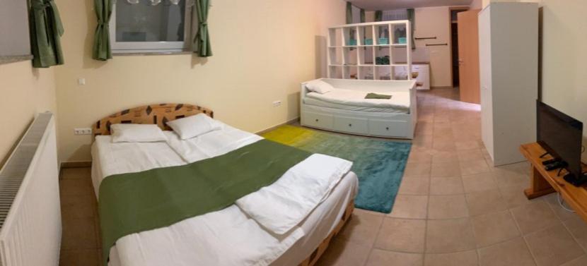 Sos Apartments ราโดว์ลิตซา ภายนอก รูปภาพ