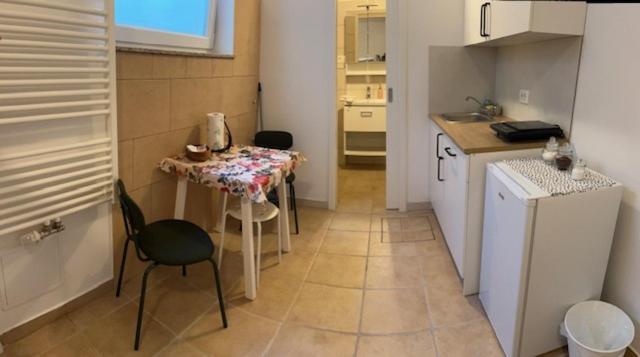 Sos Apartments ราโดว์ลิตซา ภายนอก รูปภาพ